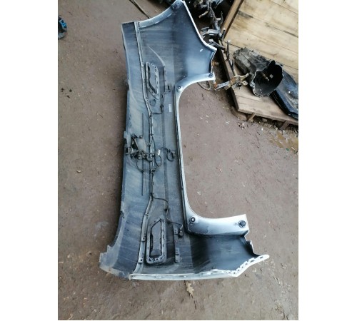 Задний бампер в сборе