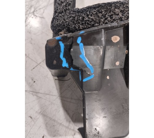 Пыльник радиатора нижний