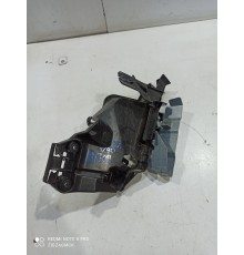 Кронштейн замка двери (передний, левый)