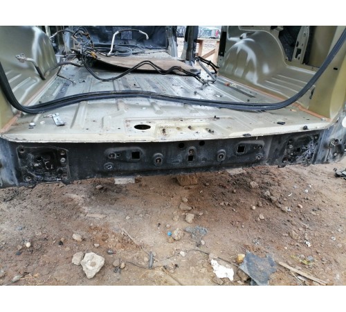 Панель задняя