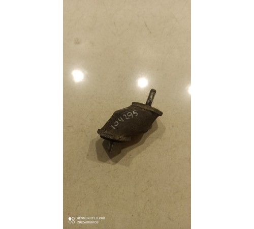 Болт фиксатора шкива коленвала