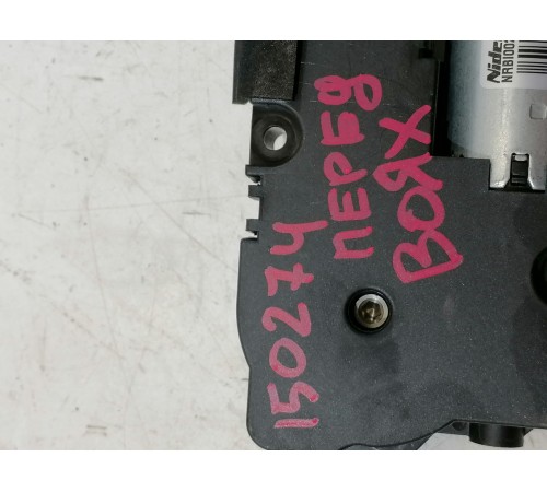 Моторчик люка крыши передний