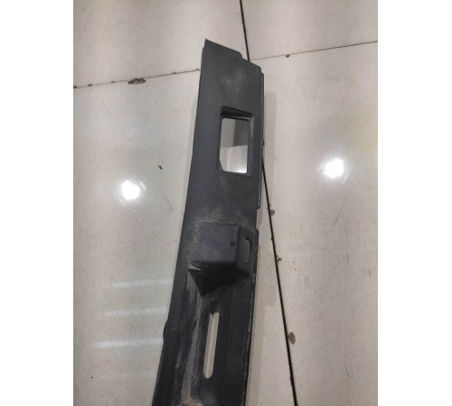 Накладка крышки багажника