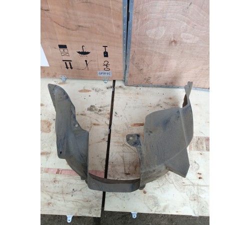 Локер (подкрылок) задний правый