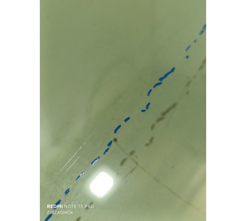 Стекло двери переднее левое