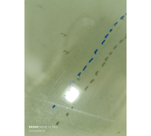 Стекло двери переднее левое