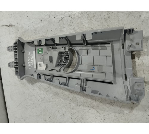 Обшивка стойки левая верхняя