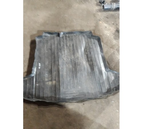 Коврик багажника