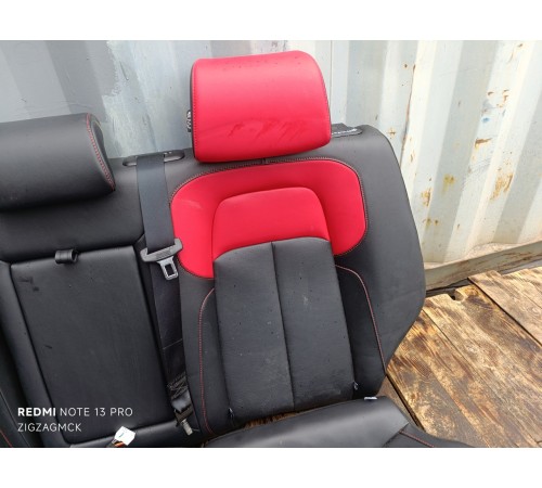 Задний ряд сидений