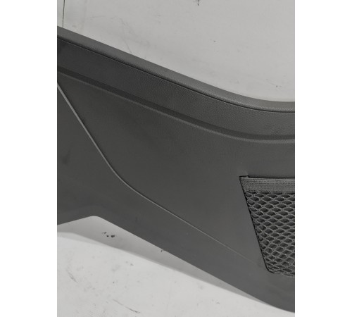 Накладка центральной консоли правая