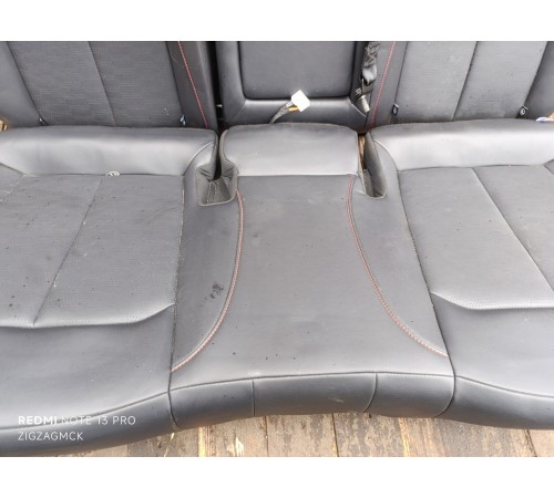 Задний ряд сидений