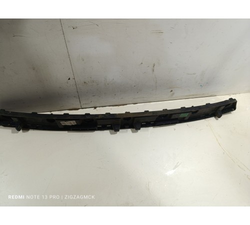 Кронштейн заднего бампера центральный