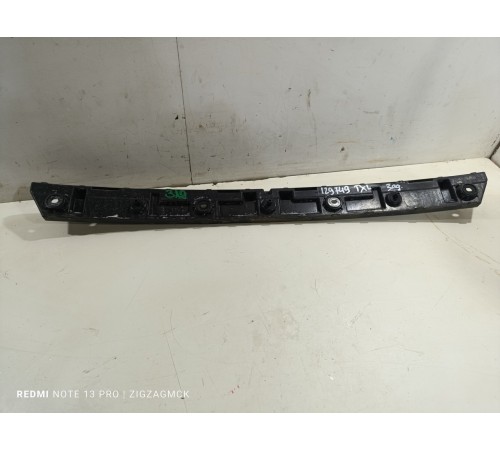 Кронштейн заднего бампера центральный