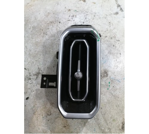 Воздушный дефлектор правый