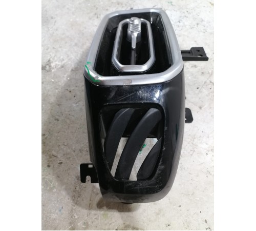 Воздушный дефлектор правый