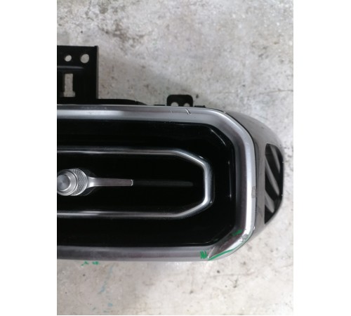 Воздушный дефлектор правый