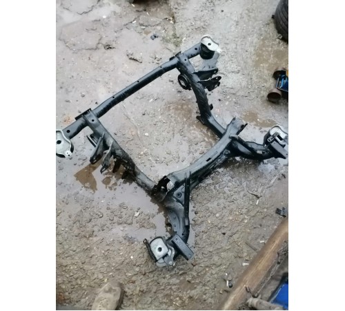 Балка подвески задняя, подрамник