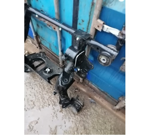 Балка подвески задняя, подрамник