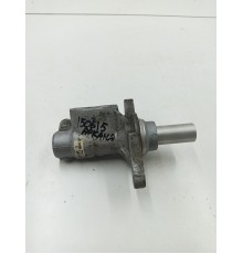 Главный тормозной цилиндр 