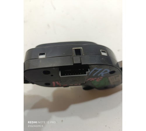 Блок управления сиденьем передний правый