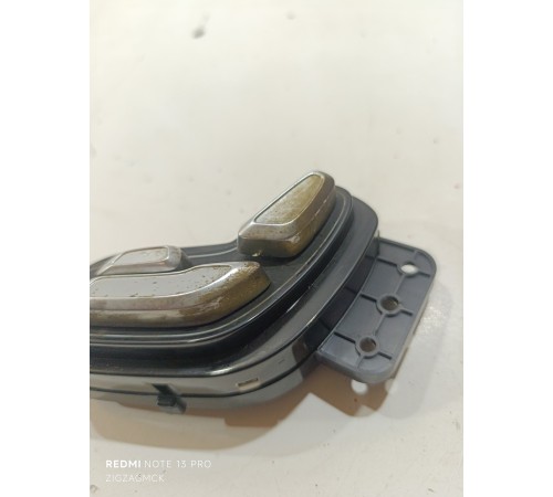 Блок управления сиденьем передний правый