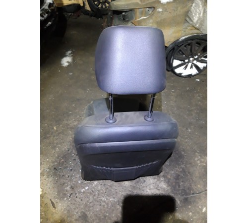 Сиденье переднее правое