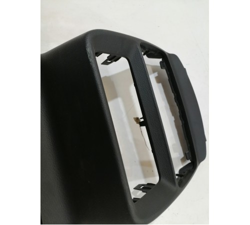 Накладка центральной консоли задняя