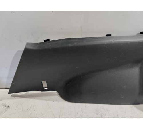 Обшивка багажника левая