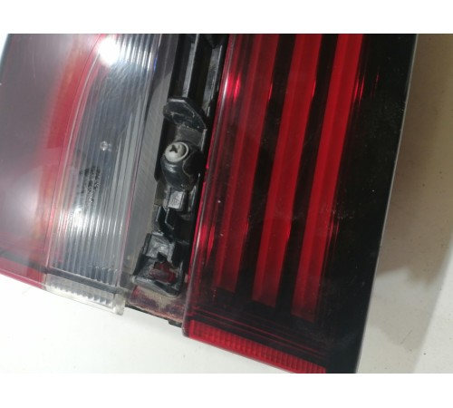 Фонарь задний правый внутренний