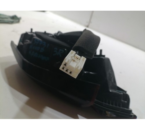 Фонарь задний правый внутренний