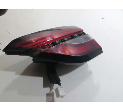 Фонарь задний правый внутренний