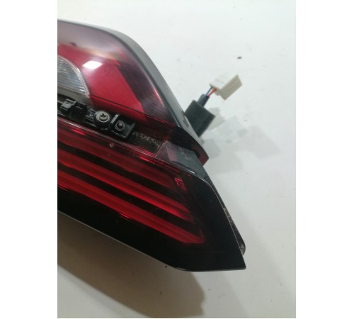 Фонарь задний правый внутренний