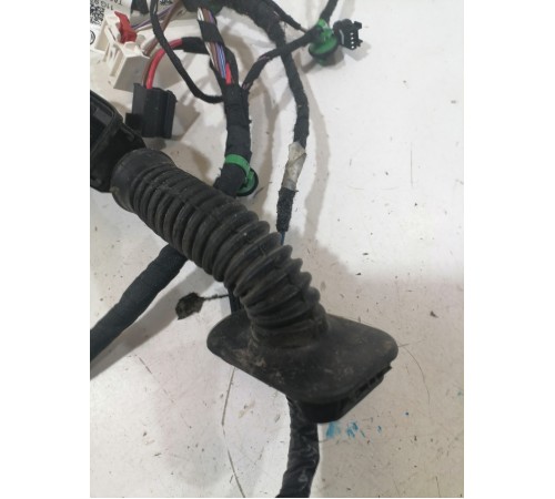 Электропроводка двери задняя левая