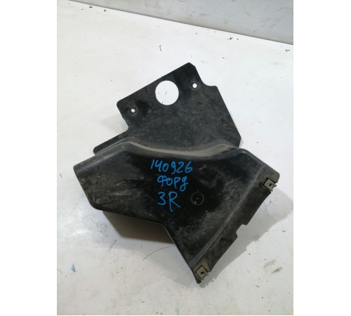 Пыльник заднего бампера правый нижний