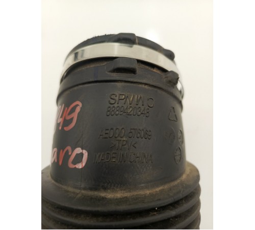 Патрубок воздушного фильтра