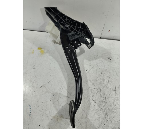 Педаль тормоза