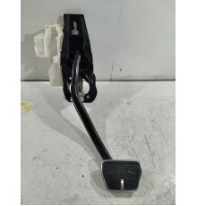 Педаль тормоза