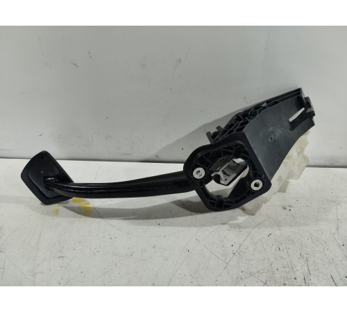 Педаль тормоза