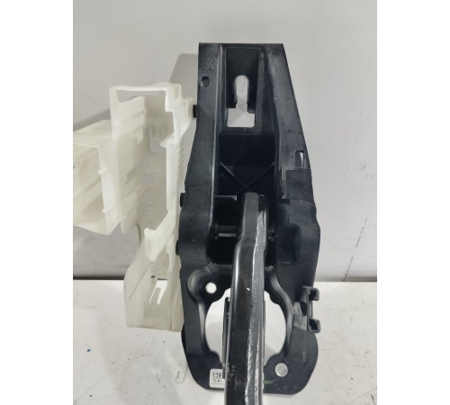 Педаль тормоза