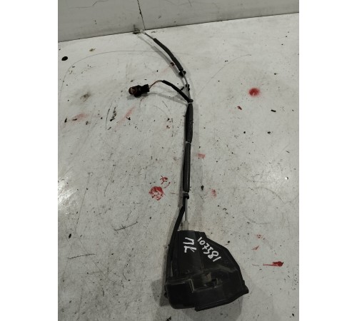 Замок двери (задний левый)