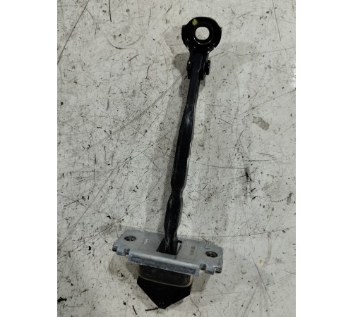 Ограничитель двери задний левый