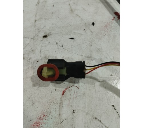 Замок двери (задний левый)