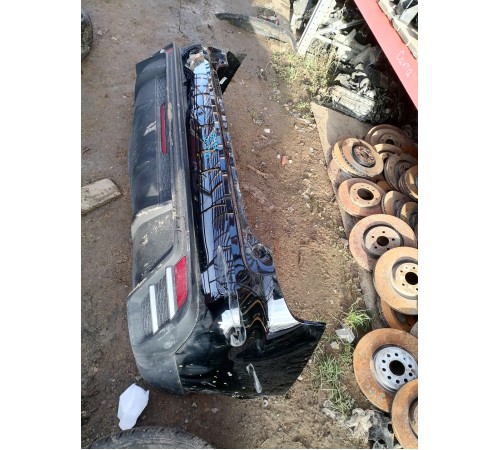 Задний бампер в сборе