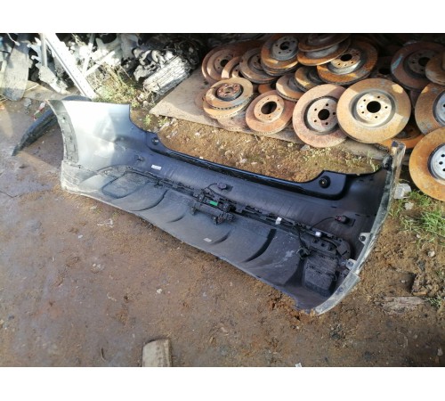 Задний бампер в сборе