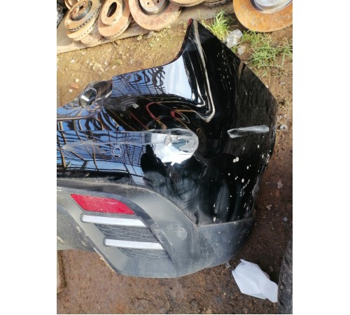 Задний бампер в сборе