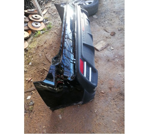 Задний бампер в сборе