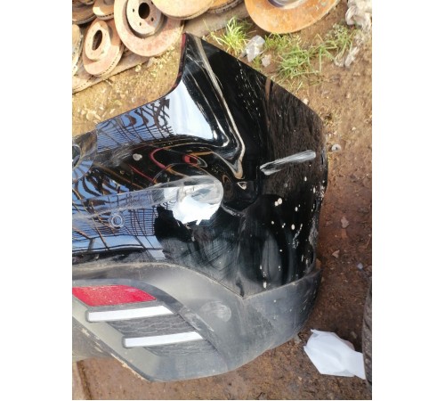 Задний бампер в сборе