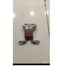 Петля двери(задняя левая верхняя)