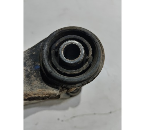 Рычаг подвески(передний левый)