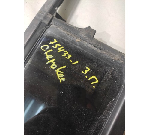 Форточка(задняя правая)